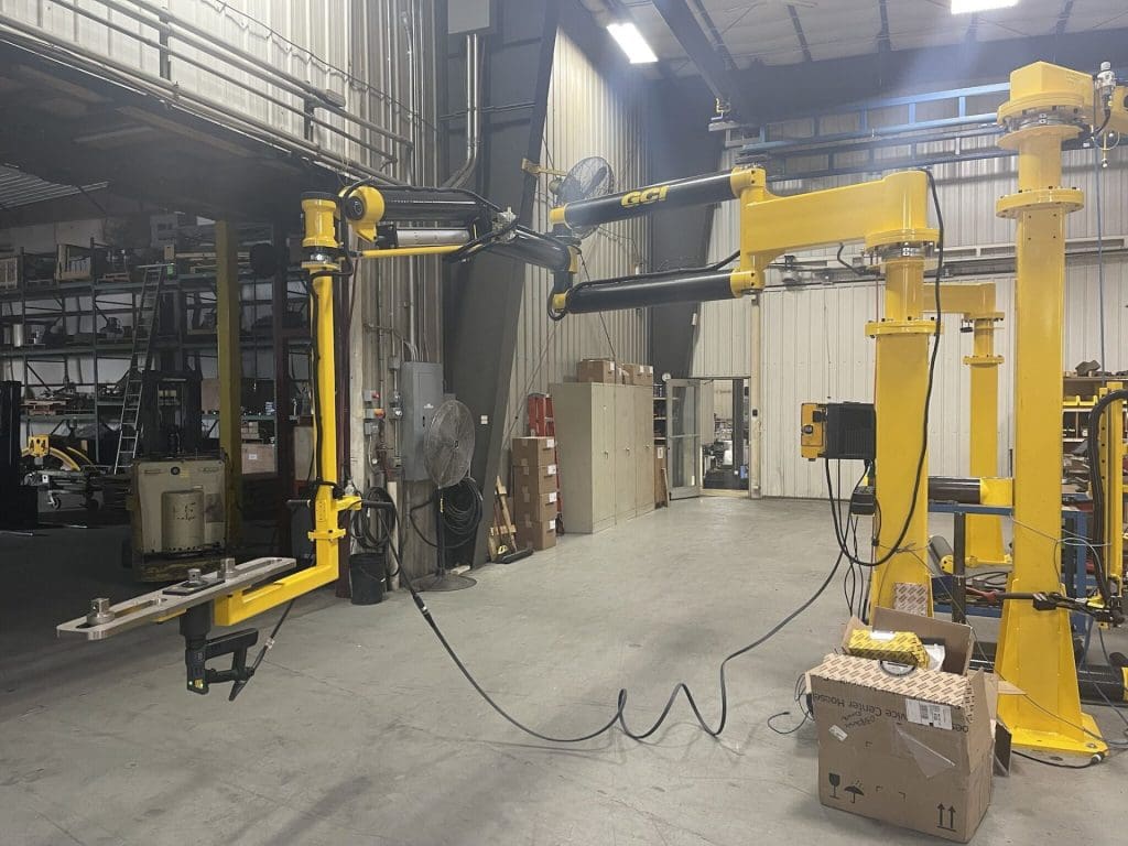 Long-reach carbon fiber torque reaction arm