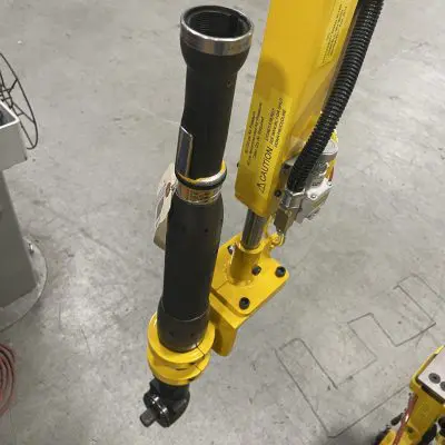 Torque reaction tube for improved ergonomics and safety during industrial assembly process
