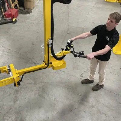 Operating the manipulator