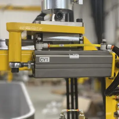 Pneumatically controlled center of gravity