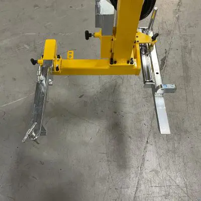 Engine block end effector with interchangeable tools