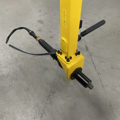 Torque reaction arm with 3rd party tool