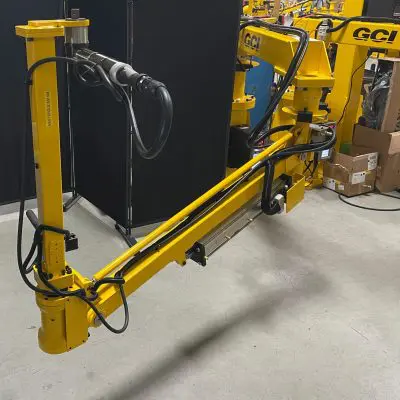 Low profile torque arm