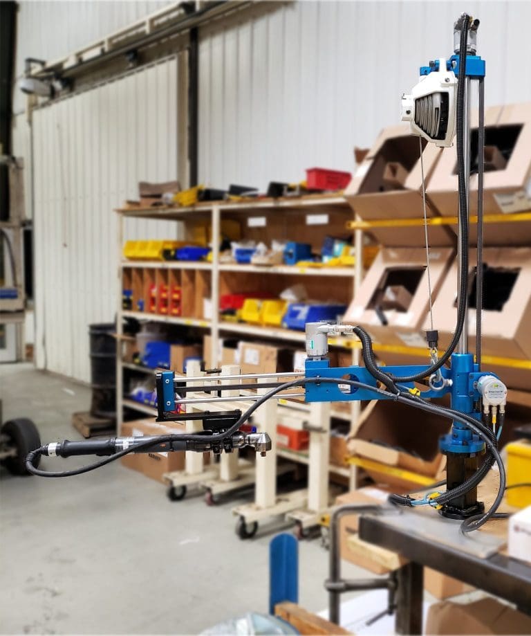 Tabletop smart torque reaction arm