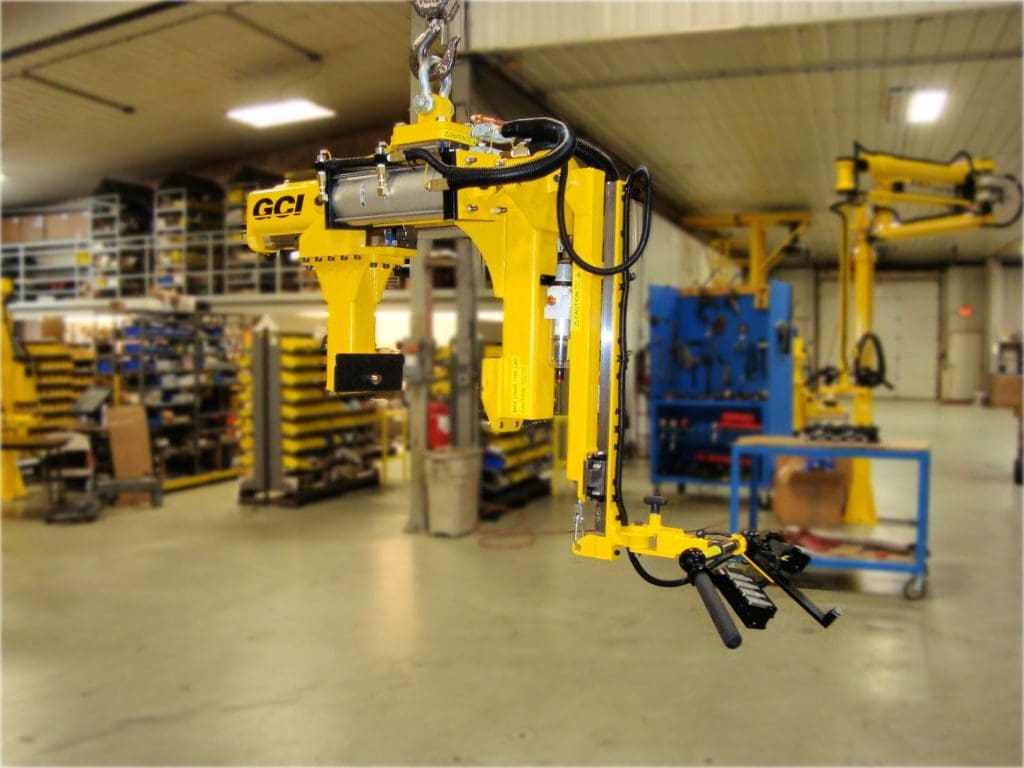 Lift assist for engine assembly