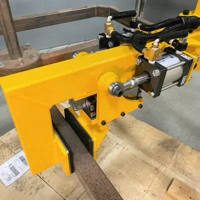 Custom frame OD gripper