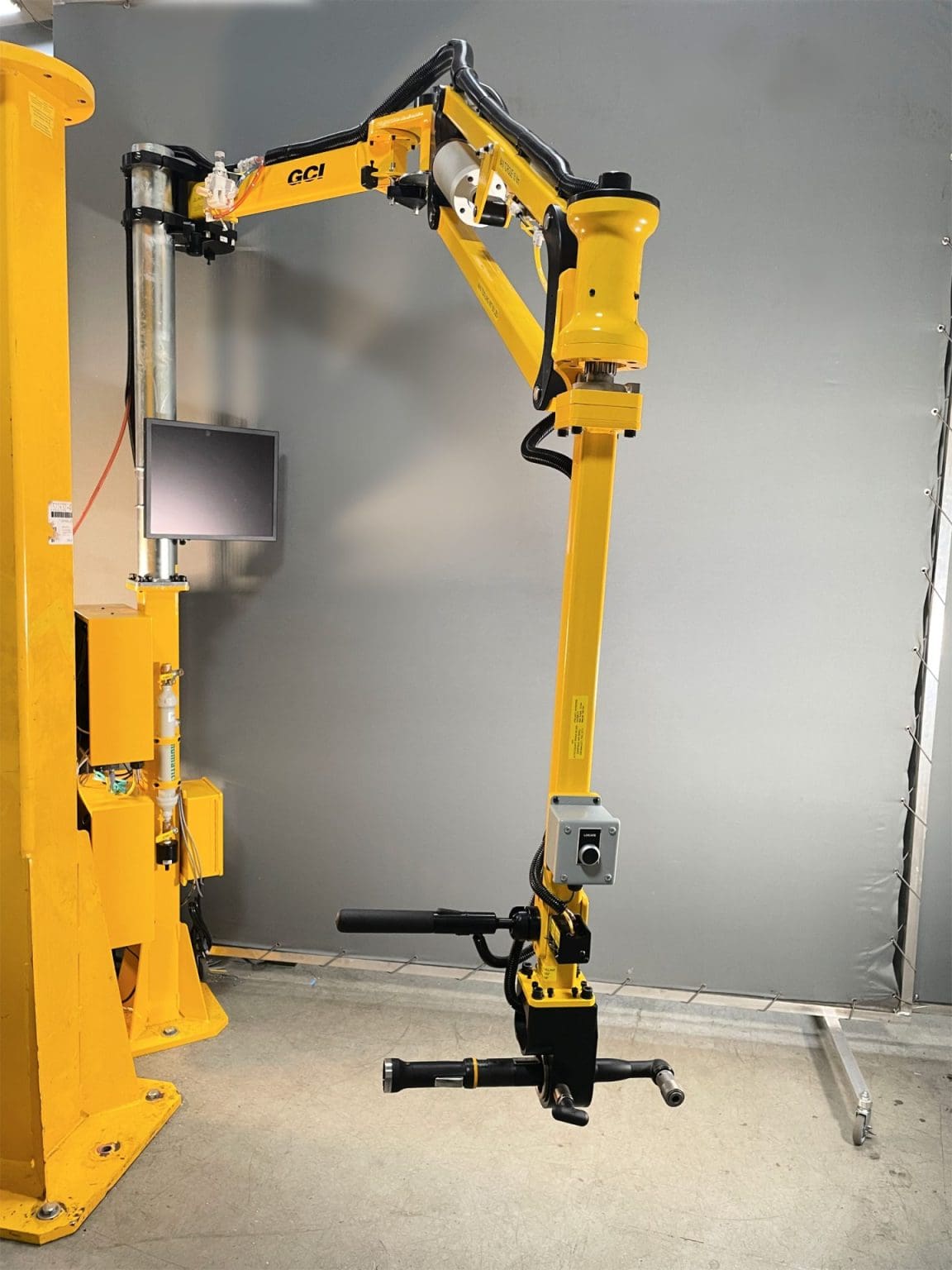 Intelligent Low Torque Reaction Arm - GCI