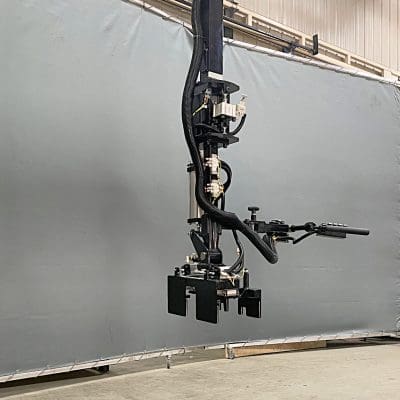 Custom manipulator end effector