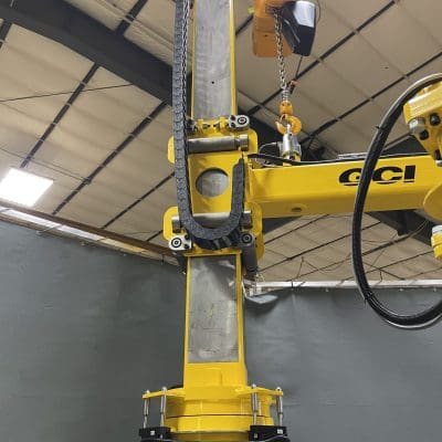 Stacker tracks for great vertical travel