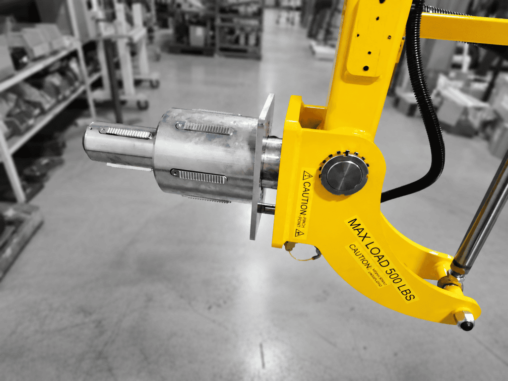 Lug probe roll gripper