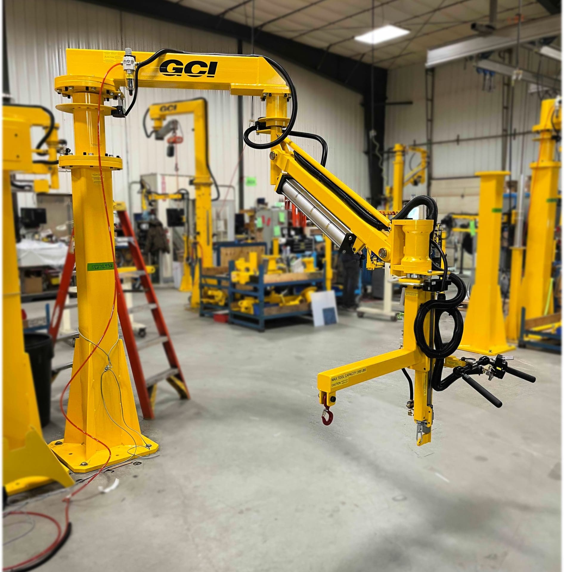 Engine lift manipulator