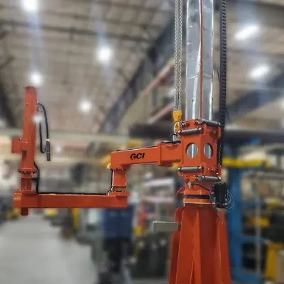 Manipulator arm with articulation joint