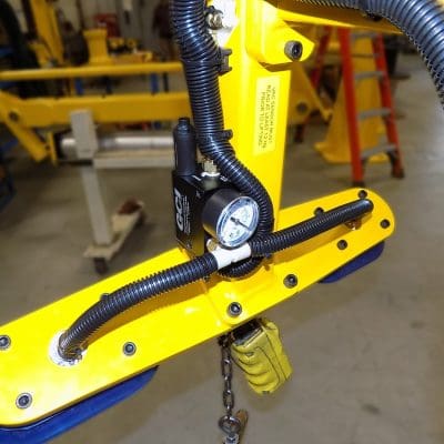 Vacuum cup gripper