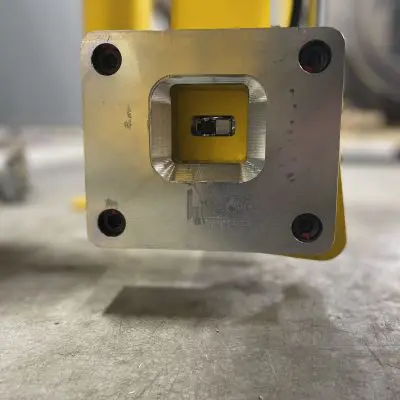 Part presence sensor on the gripper pads