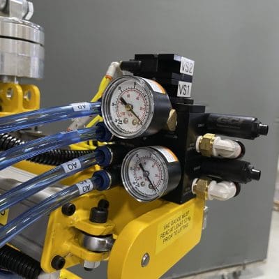 Vacuum gauges
