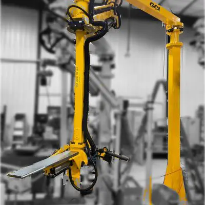 01182451A-Mold-manipulator-arm_