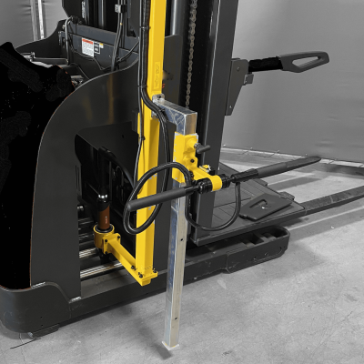 06152355-forklift-torque-tool-reaching-in-forklift-1_