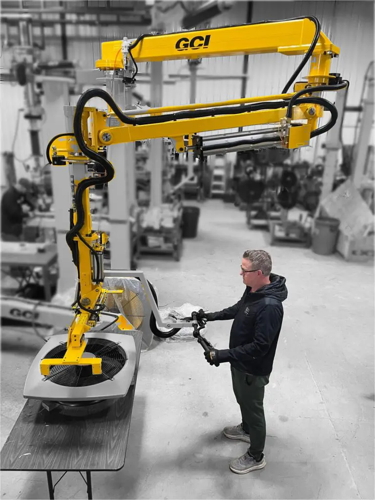 07142552-Manipulator-Arm-with-Custom-Gripper_