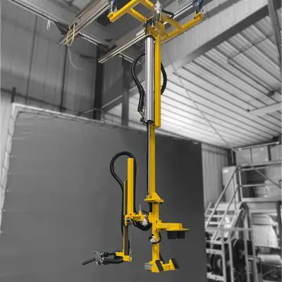 07292157-Lift-cylinder-manipulator-for-part-pack-out-handling_