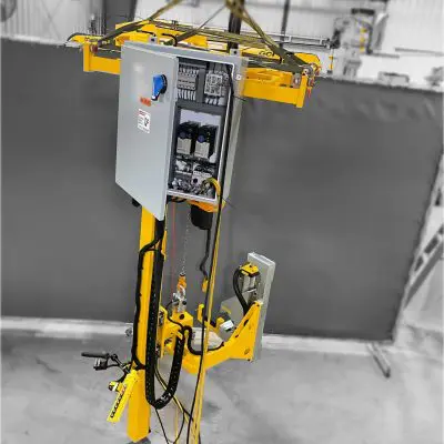 10132354-Platform-mounted-roll-core-stacker-manipulator_